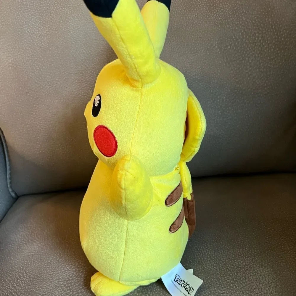 Pokémon talking moving plush pikachu